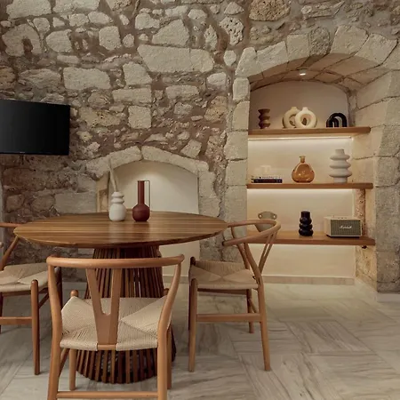 Будинок відпочинку Soleil Boutique House With Terrace